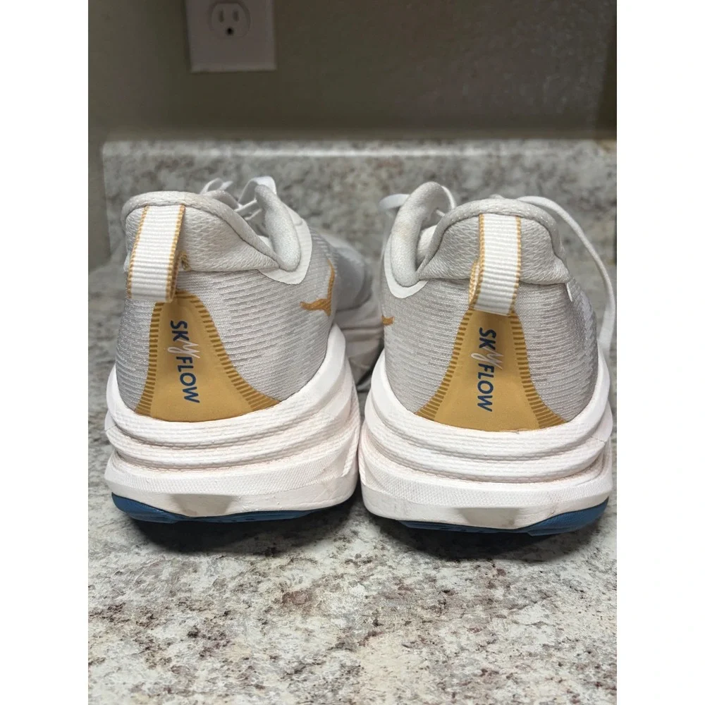 Hoka Skyflow Mens Running Shoes White Gold Frost 1155111 FTG Size 10 D